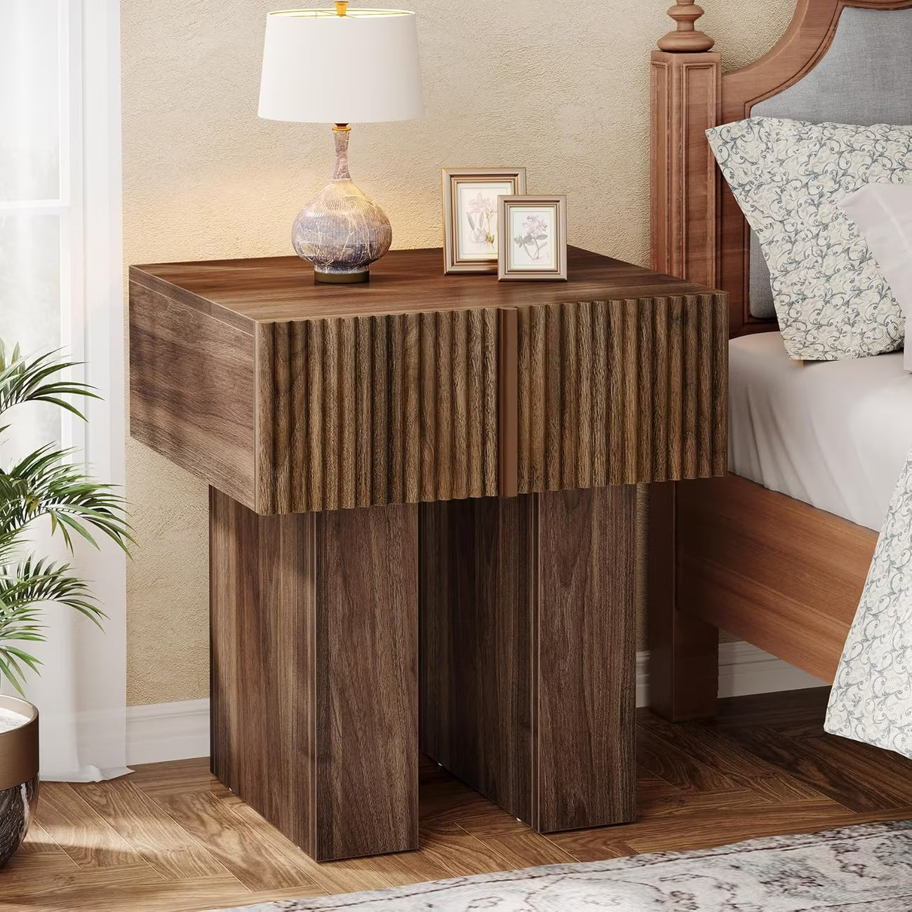 Modern Fluted Nightstand with Drawer